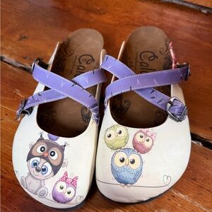 Calceo Purple & White Cross-Strap Clogs 40